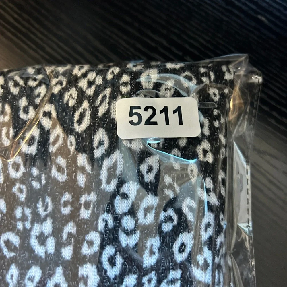 Weekends by Chicos Mock Neck Stretch Knit Top Womens 0 Patchwork Animal Print